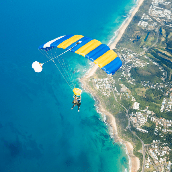 Skydive Noosa Land on the beach